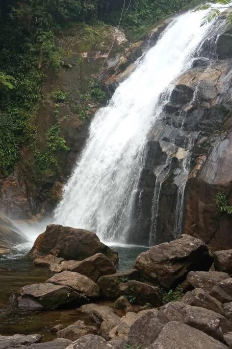 Casa Sobreposta Alta Em Boicucanga - *